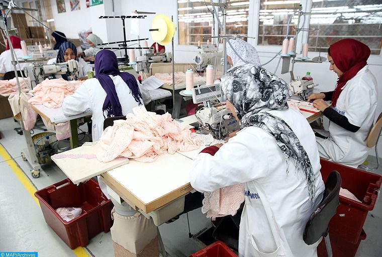عائدات "الدوفيز" من تصدير الملابس والأحذية تقفز إلى 2528 مليار