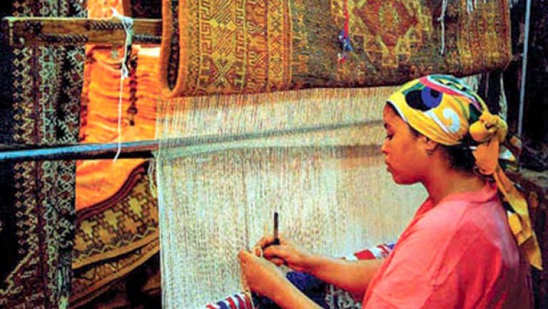 كيف أصبحت المنتوجات التقليدية رافعة اقتصادية للنساء في المناطق القروية؟