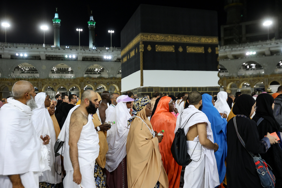 وزارة السياحة تدعو المنتقين في قرعة الحج إلى مباشرة الإجراءات وأداء الرسوم