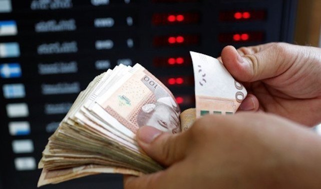 تداولات "الكاش" تقفز إلى 4400 مليار خلال سنة