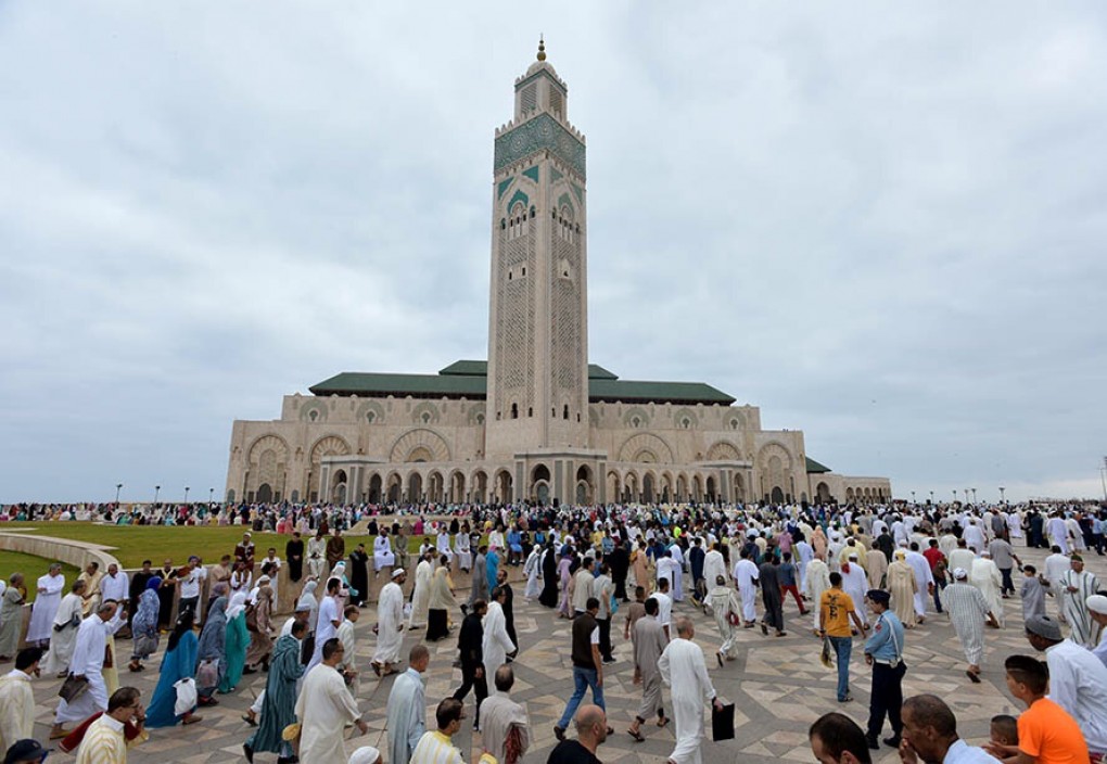 أمير المؤمنين يأمر بإقامة صلاة الاستسقاء غدا الجمعة في مساجد المملكة