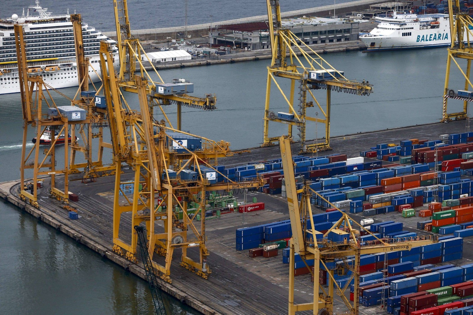 بالأرقام: إسبانيا تحول صادراتها من الجزائر إلى المغرب