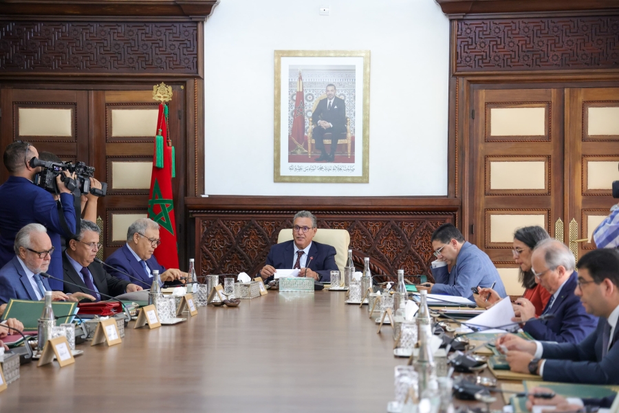 مجلس الحكومة يصادق على مشاريع قوانين ومراسيم لتعزيز الحكامة والإصلاح المؤسسي