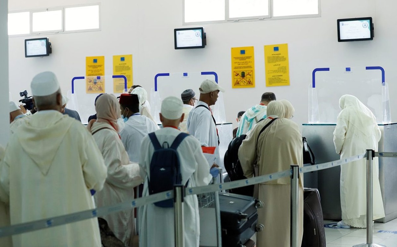 شكاوى متصاعدة ضد شركات الطيران بعد عودة المعتمرين