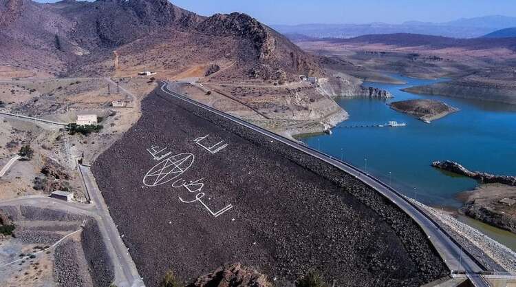 بنسبة إنجاز تفوق 80%.. الصحراء المغربية تنتظر تعزز أمنها المائي عبر سد الساقية الحمراء الكبير