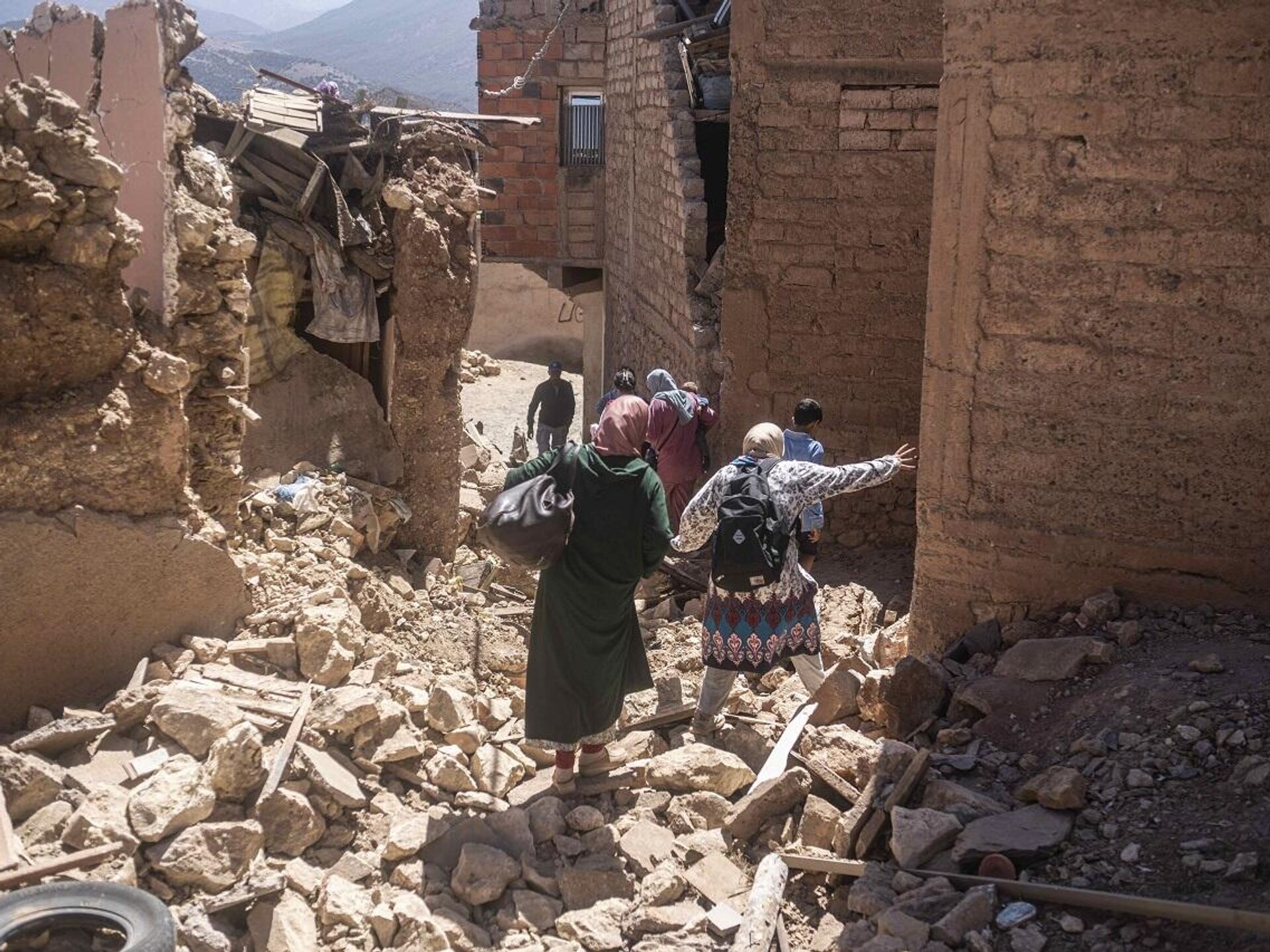 المنصوري: انهيار 6000 بناية وتضرر 20 ألف أخرى في حصيلة أولية للزلزال