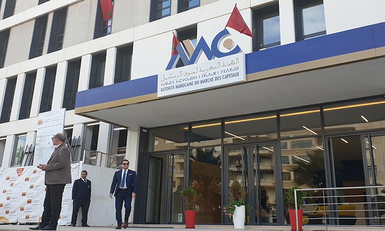التوظيف الجماعي للقيم المنقولة.. صافي الأصول يتجاوز 57.4 ألف مليار