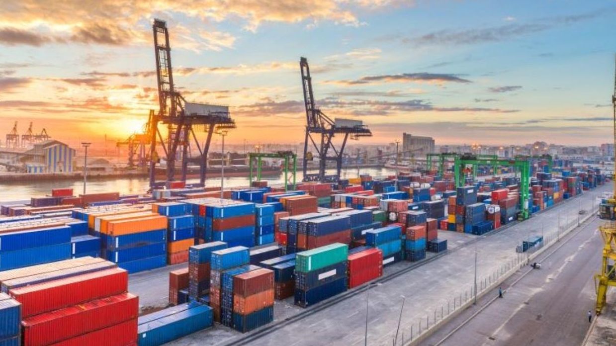 البنك الدولي يرفع تقديراته لنمو المغرب إلى 4.4% ويضعه في صدارة شمال إفريقيا